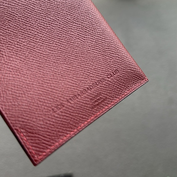 HERMES Les Ambassadeurs Club Tarmac PASSPORT holder - (Maroon) - Picture 5 of 6